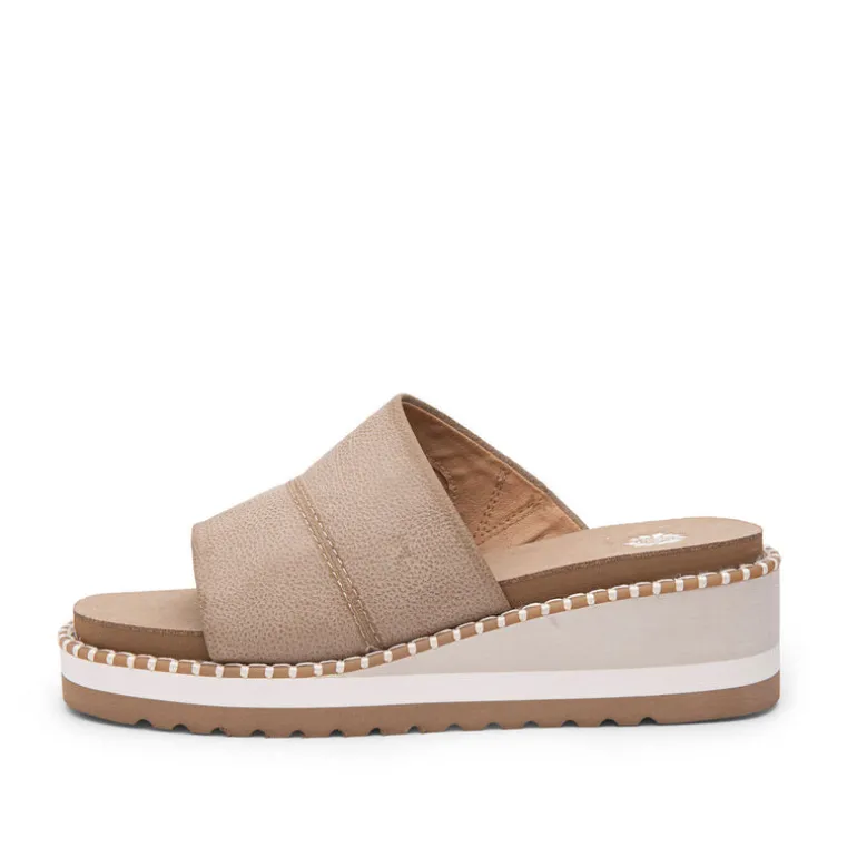 Ayama Wedge Sandal