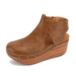 Brooke Wedge Clog