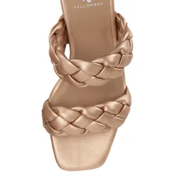 Carlen Heel