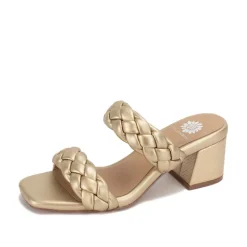 Carlen Heel