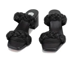 Ceala Heel