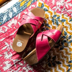 Clever Wedge Sandal