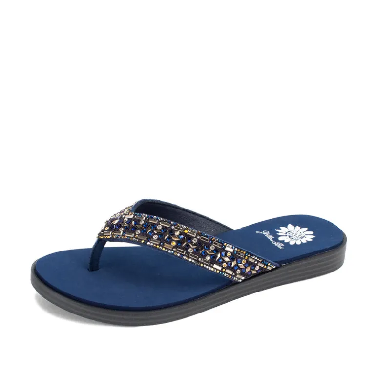 Dashna Sandal