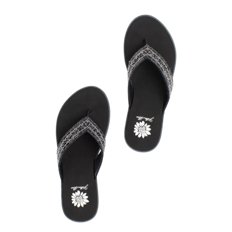 Dashna Sandal