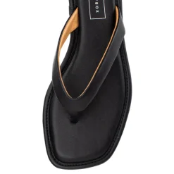 Durham Flat Sandal