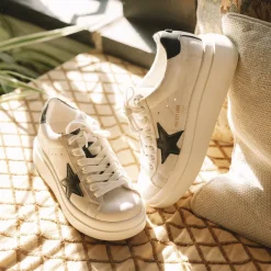 Elonna Flatform Sneaker