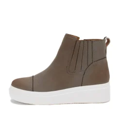 Elyse Sneaker