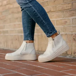 Errin Sneaker