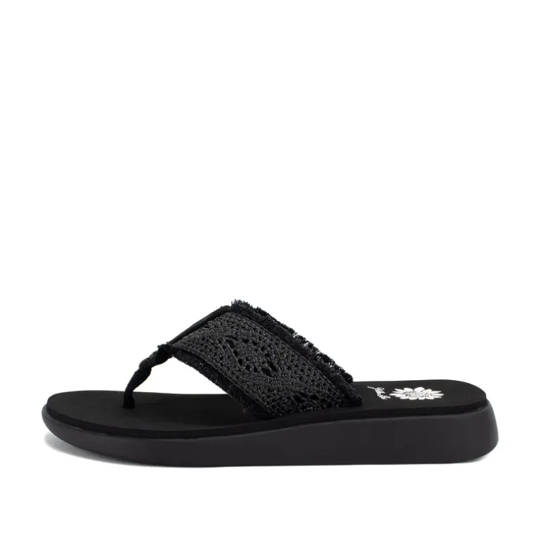 Gisele Sandal