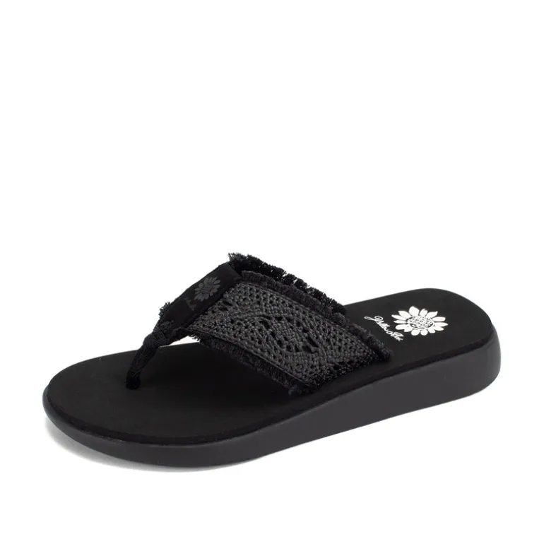 Gisele Sandal