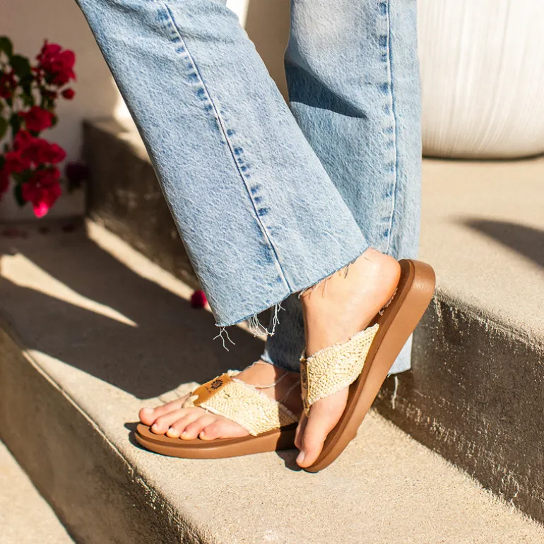 Gisele Sandal