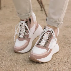 Hacey Flatform Hiker Boot