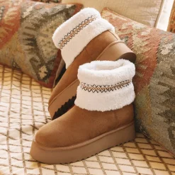 Hiraya Shearling Flatform Boot