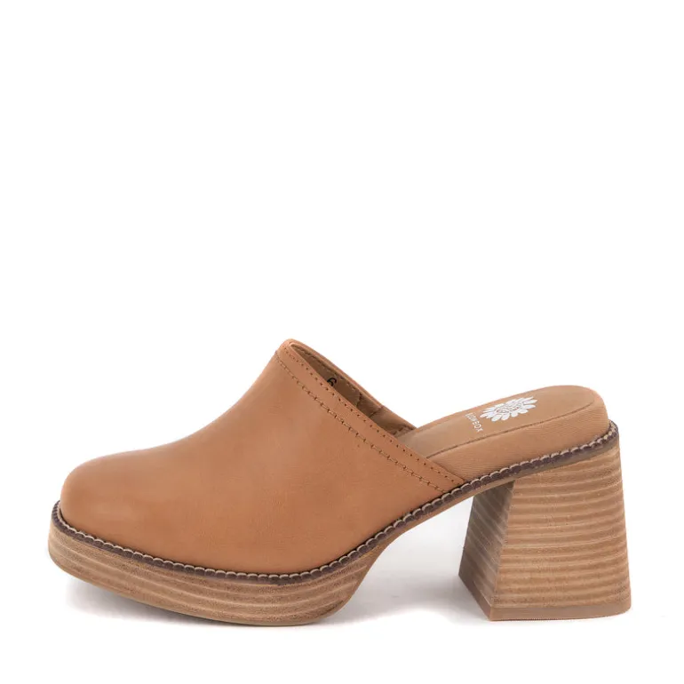 Ivaria Platform Clog