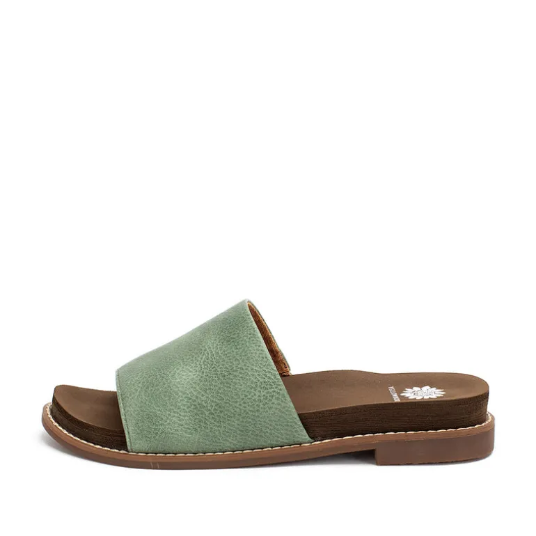Kalo Slide Sandal