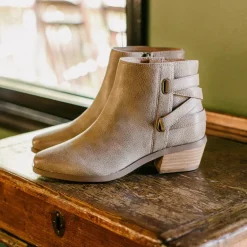 Lania Ankle Boot