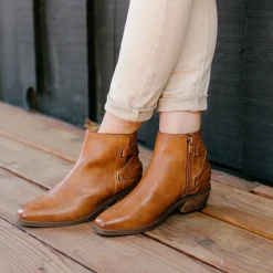 Lania Ankle Boot