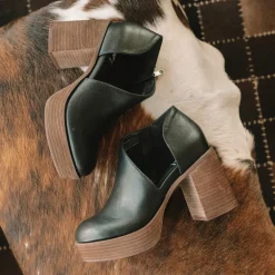 Loredo D'Orsay Platform Clog