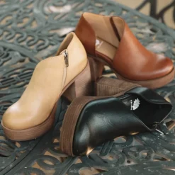 Loredo D'Orsay Platform Clog