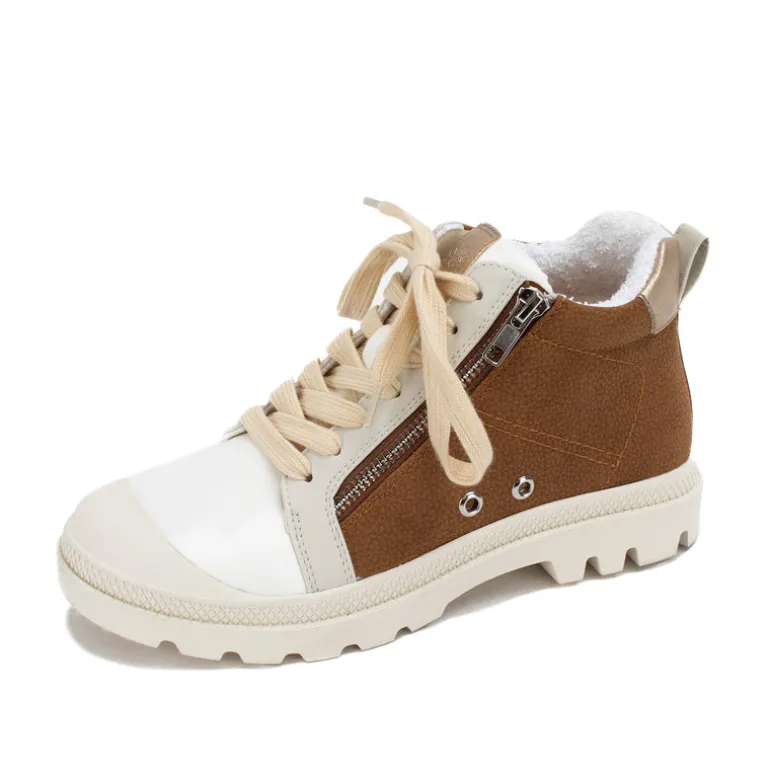 Parrott Sneaker