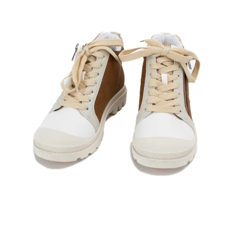 Parrott Sneaker