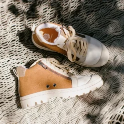 Parrott Sneaker