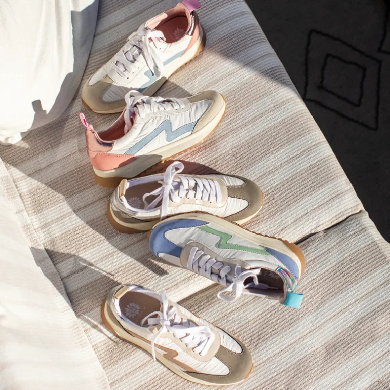 Ratna Lace-up Trainer