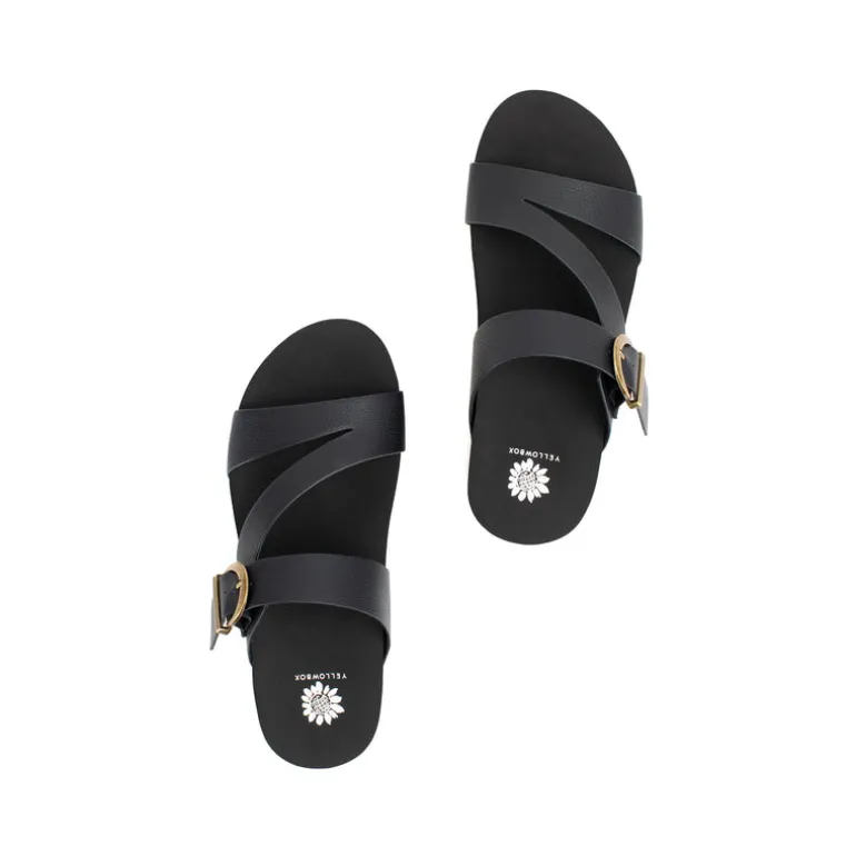 Rosette Flatform Sandal