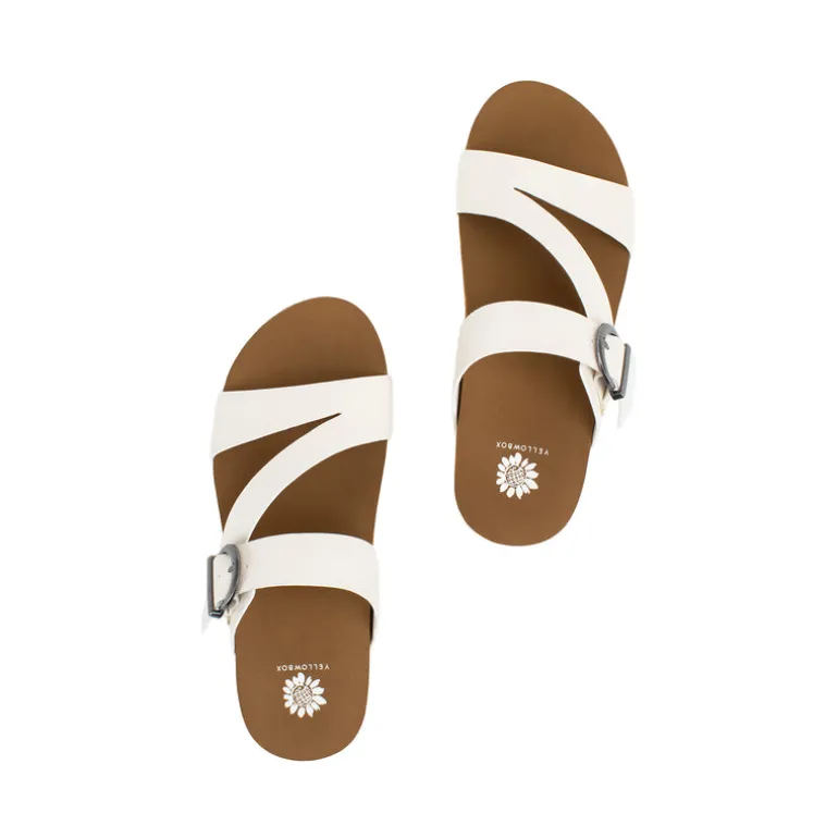 Rosette Flatform Sandal