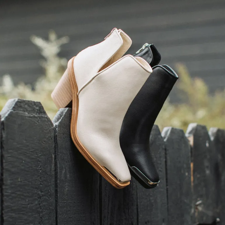 Valeska Cut-out Bootie