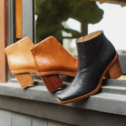 Velta Ankle Boot