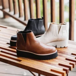 Zari Chelsea Boot