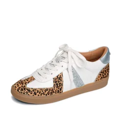 Zayne Lace-Up Sneaker